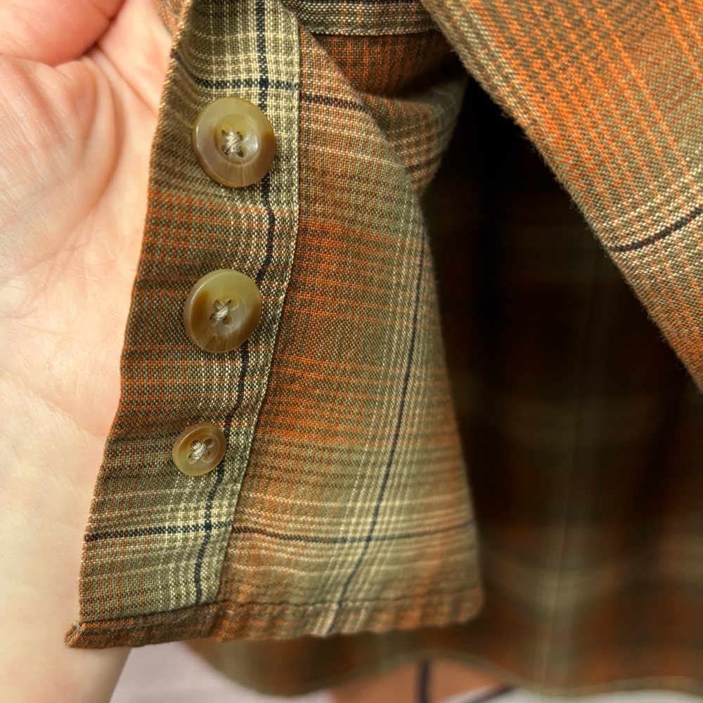 Cabela's Soft Pacific Trail plaid button down, mens medium - Picture 4 of 10